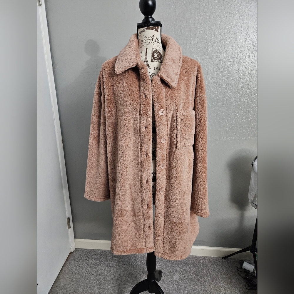 Berkshire Homewear Shacket Sz Med  NWT